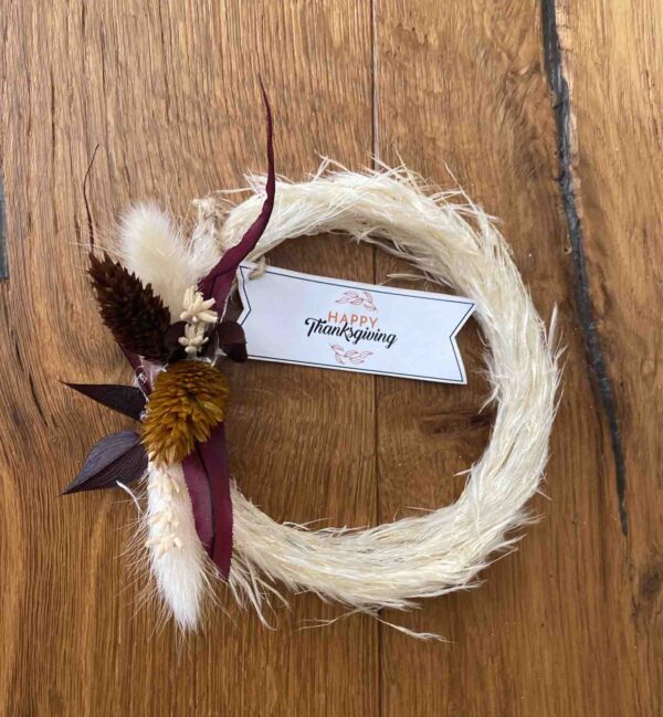 Mini Pampas Crown For Table Setting  2