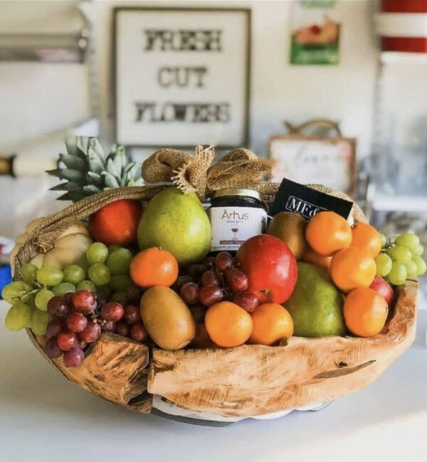 Woody Design Fruit Basket And Wine Jelly